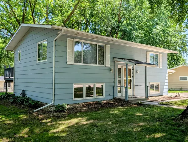 Montevideo, MN 56265,314 N 11th ST