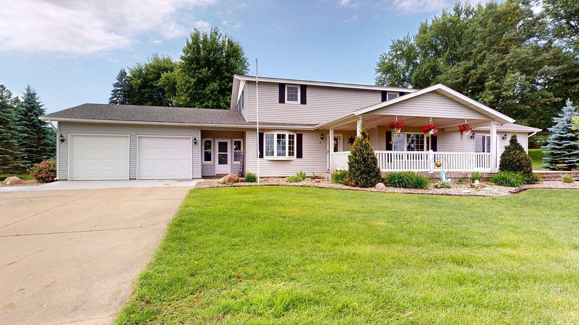 11 Westridge AVE SW, Salem Twp, MN 55920