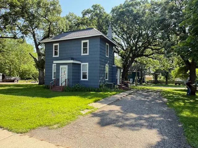 Redwood Falls, MN 56283,311 N Grove ST