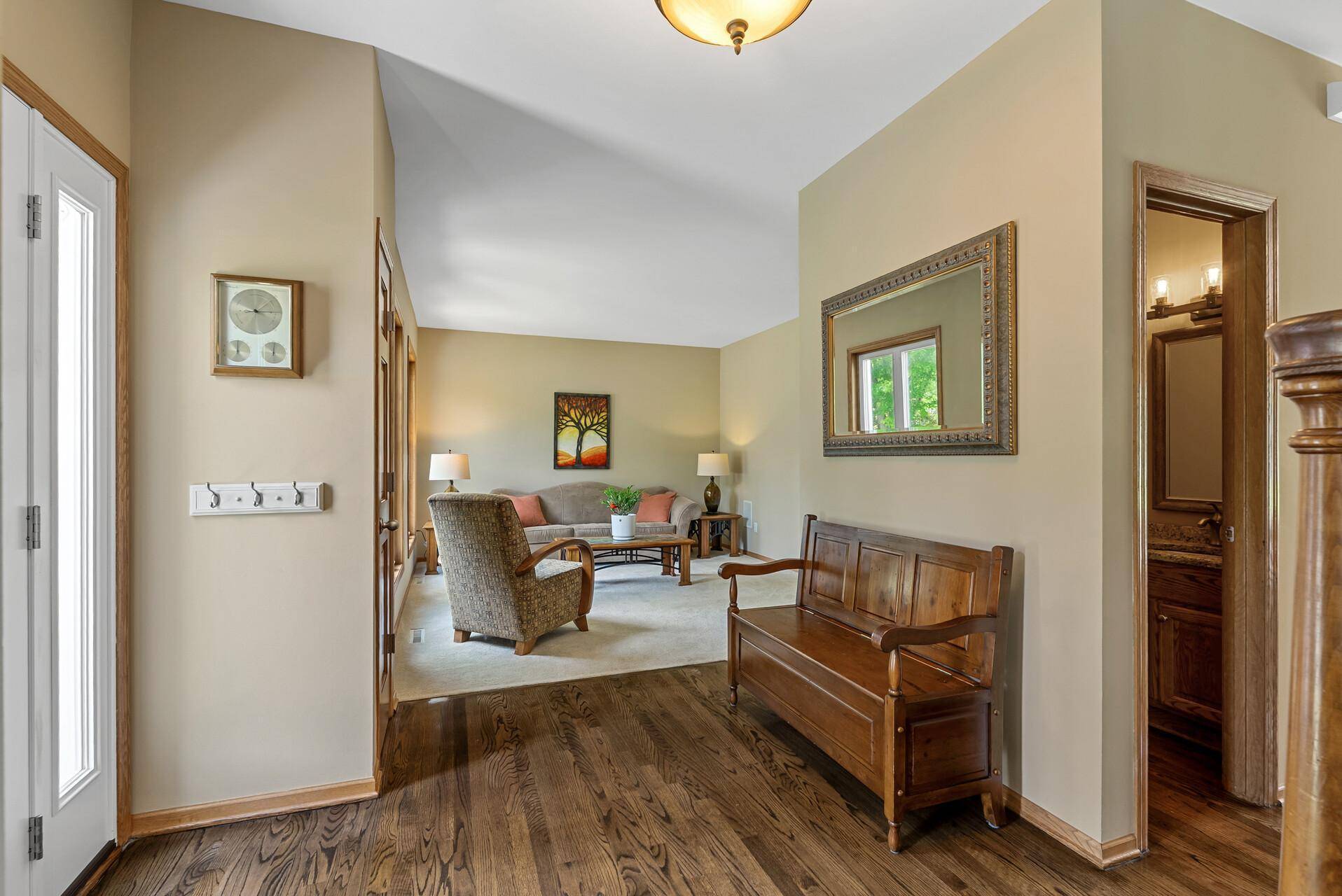 Chanhassen, MN 55317,2227 Stone Creek LN E