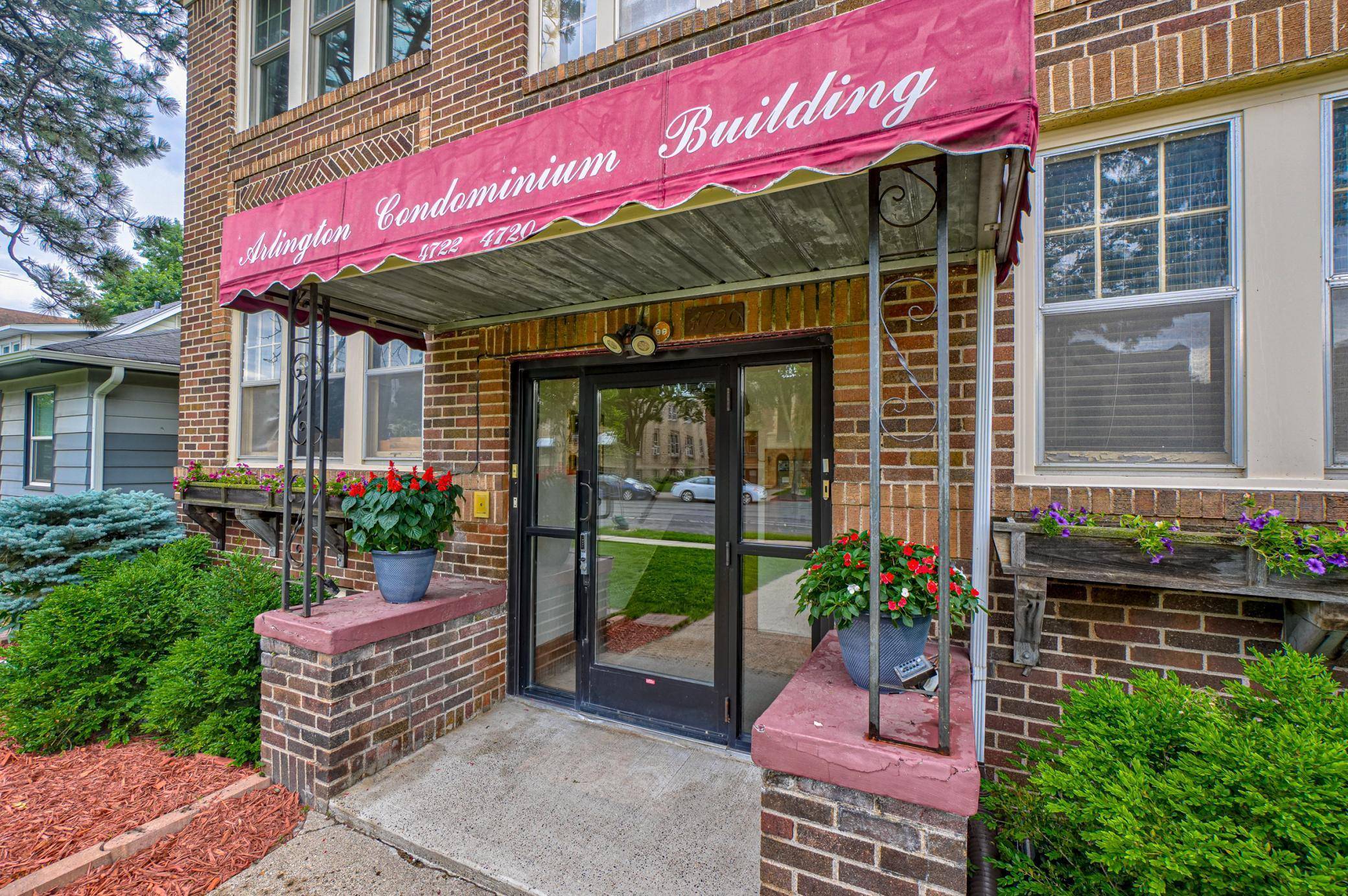 Minneapolis, MN 55419,4720 Nicollet AVE #4