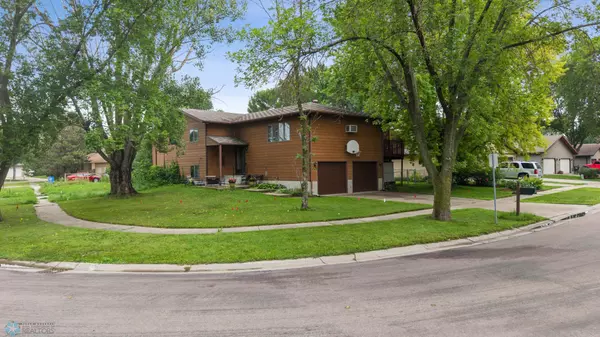 Fargo, ND 58102,118 36th AVE N