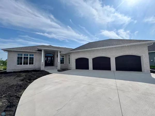 1051 50 AVE W,  West Fargo,  ND 58078