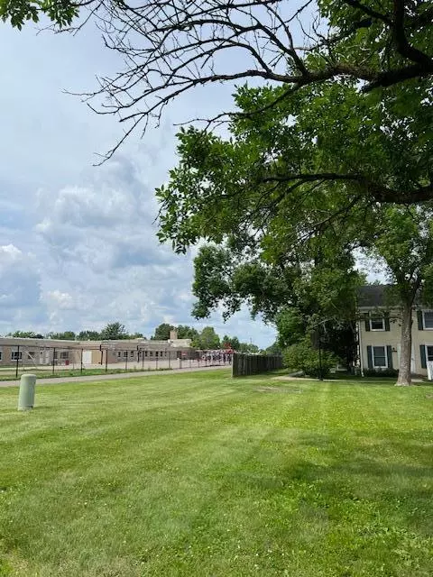 Oakdale, MN 55128,4918 Grenwich TRL N