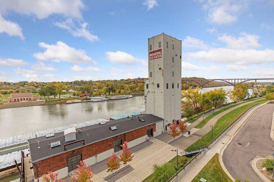 Saint Paul, MN 55102,240 Spring ST #413