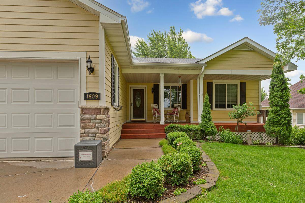 Northfield, MN 55057,1809 Michigan DR