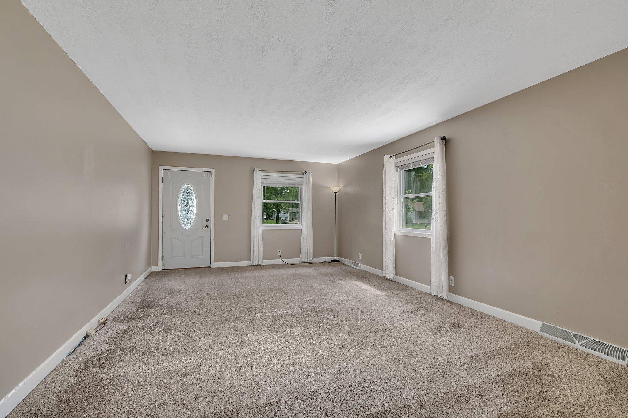Litchfield, MN 55355,722 E 4th ST