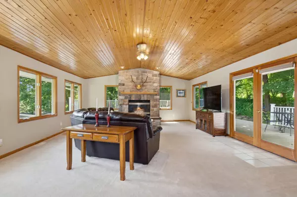 Excelsior, MN 55331,4590 Merrywood LN