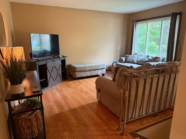 Fridley, MN 55432,620 Glencoe ST NE