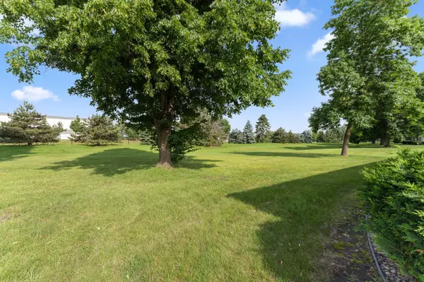 Brooklyn Park, MN 55445,7929 85th CT N