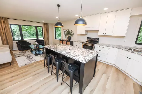 Alexandria, MN 56308,7719 Canary RD SW