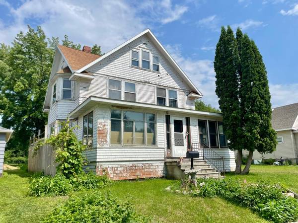 407 S Minnesota ST, Redwood Falls, MN 56283