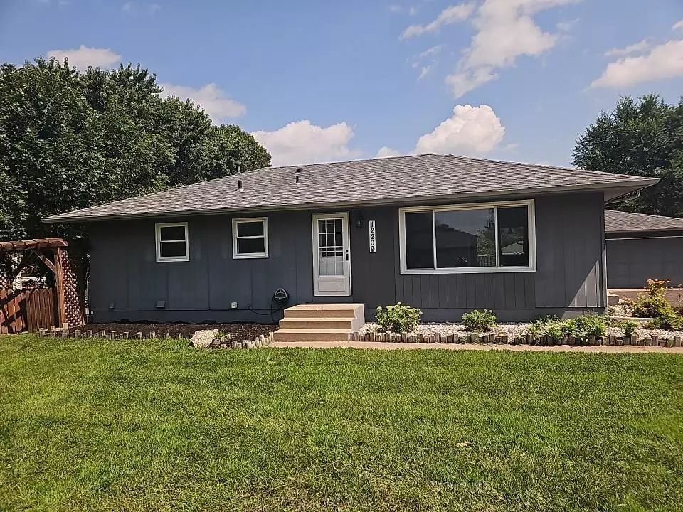 Blaine, MN 55449,12209 Davenport ST NE