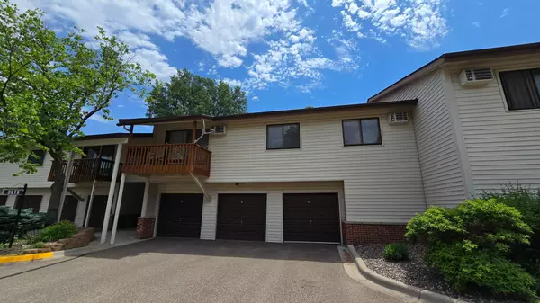 Saint Anthony, MN 55421,3919 Foss RD #101