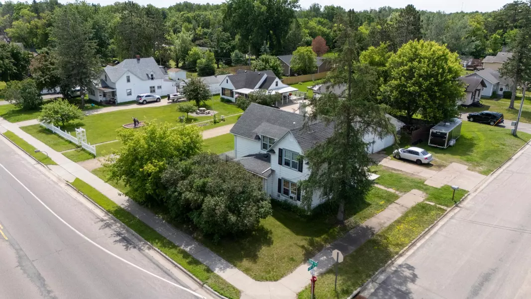 1902 Oak ST, Brainerd, MN 56401