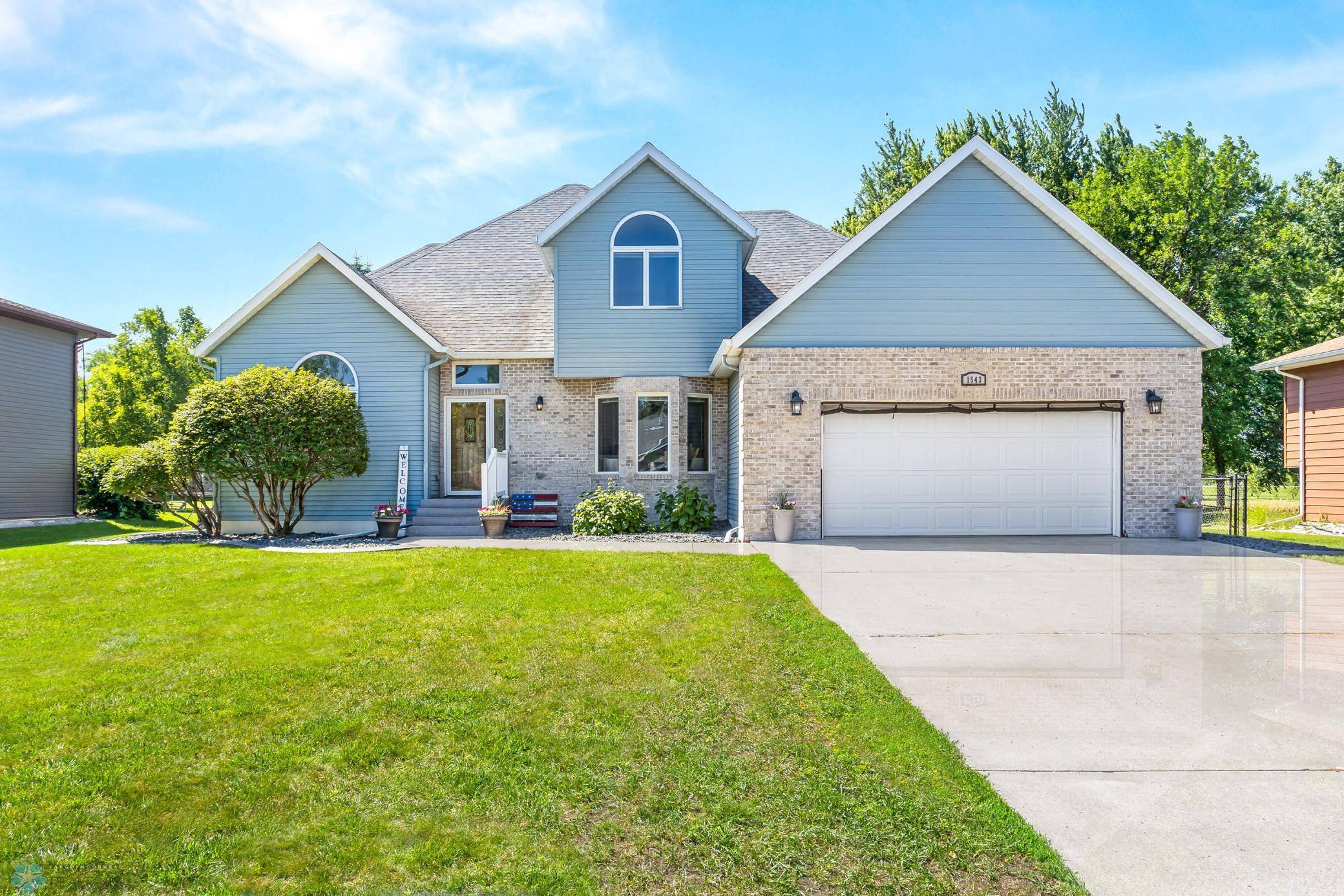 1543 14th AVE N, Wahpeton, ND 58075