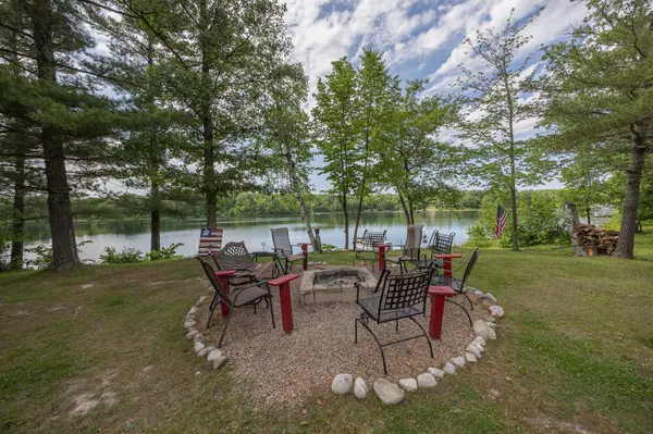 1618 Maple Shores LN NE, Longville, MN 56655
