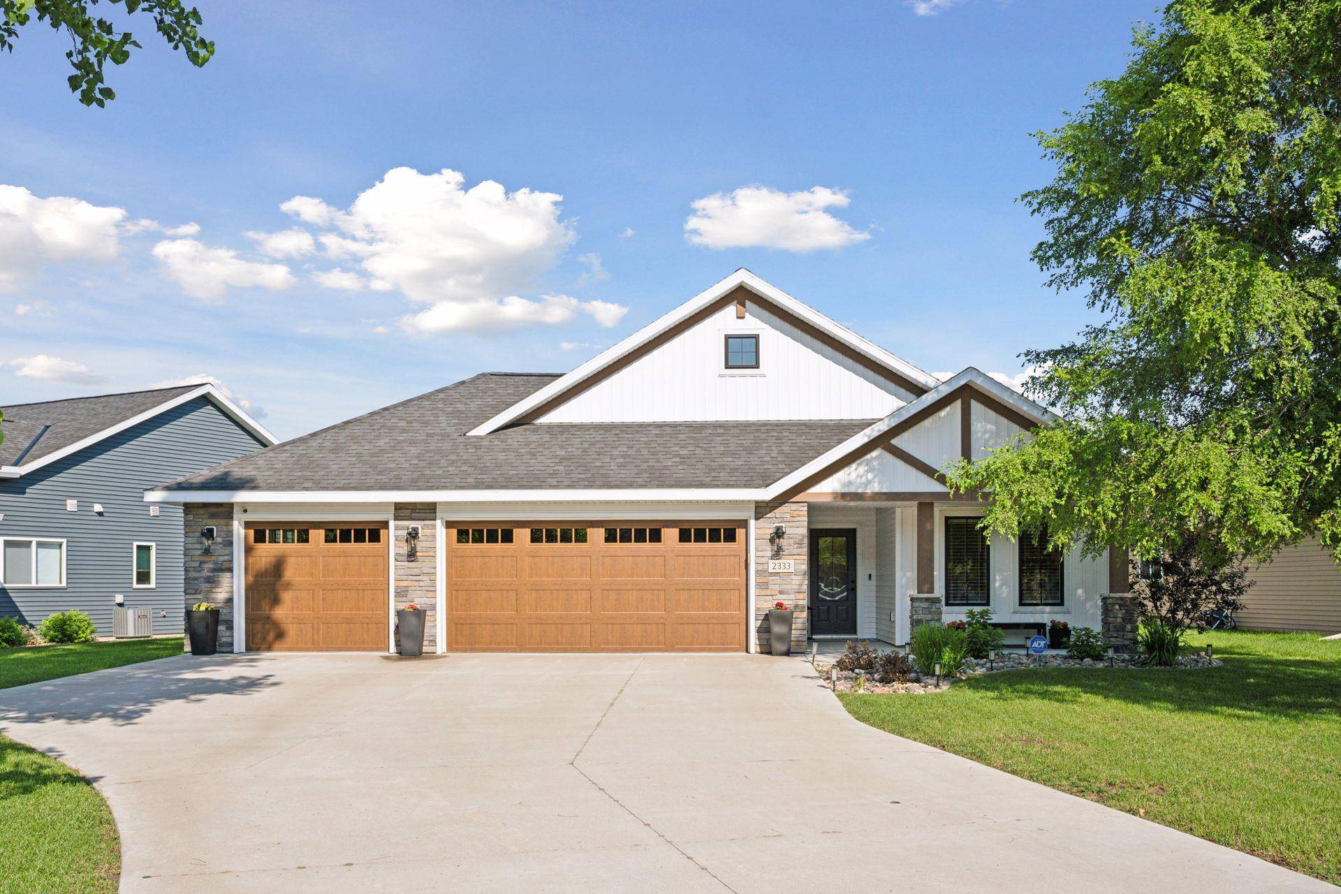 2333 40th AVE S, Saint Cloud, MN 56301