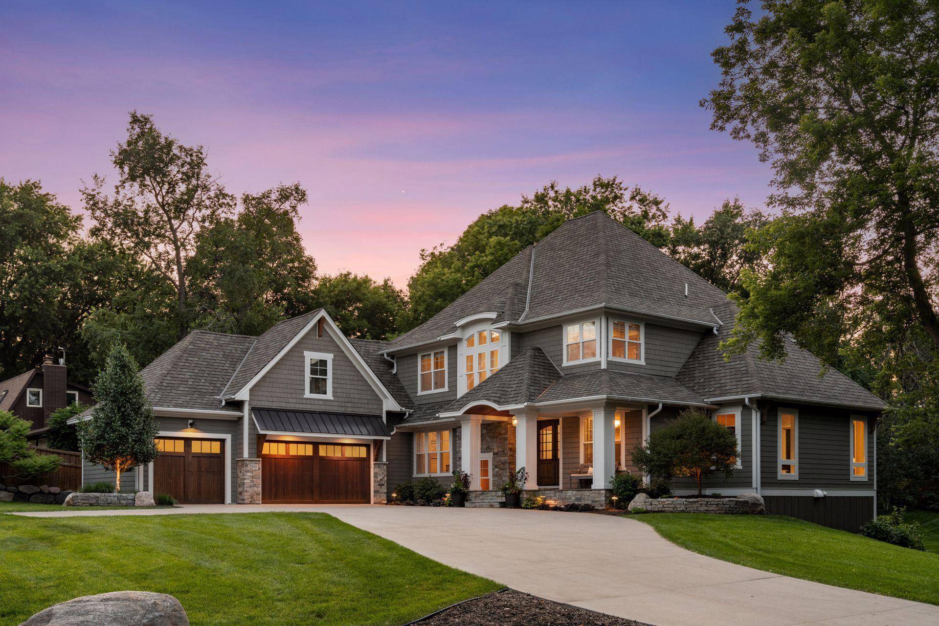 2890 Ella LN, Minnetonka, MN 55305