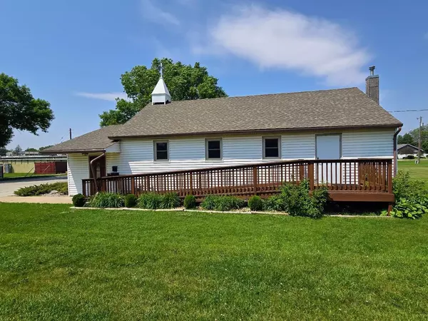 Pipestone, MN 56164,711 5th AVE SW