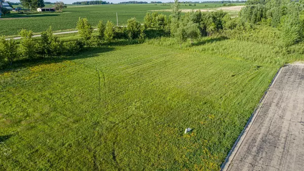 Owatonna, MN 55060,2402 Haddonstone LN NE