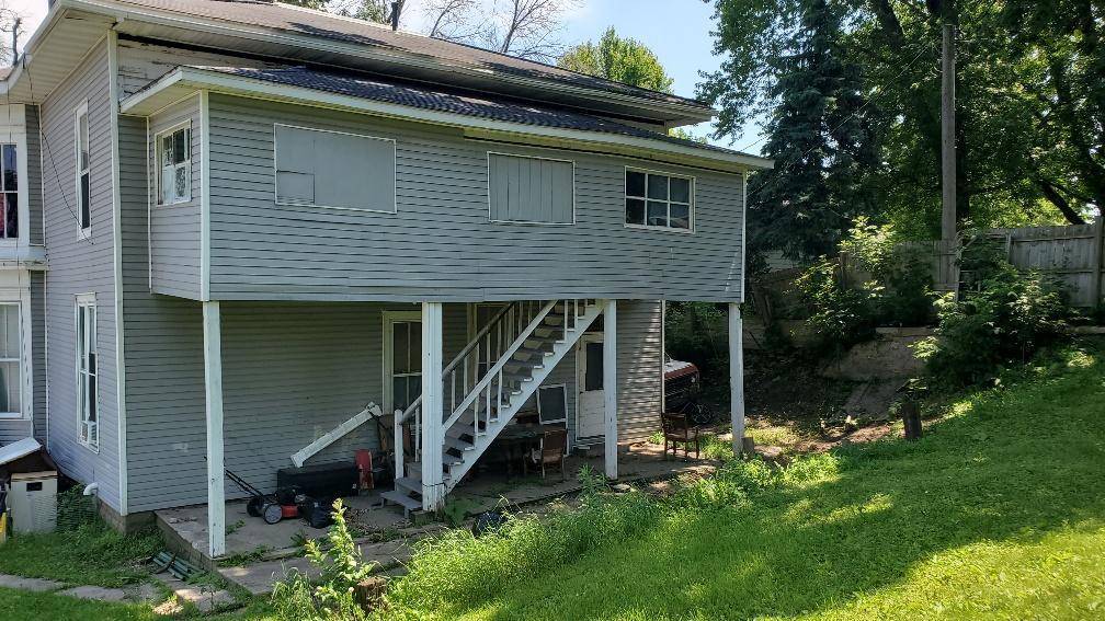 Faribault, MN 55021,110 1st AVE SW