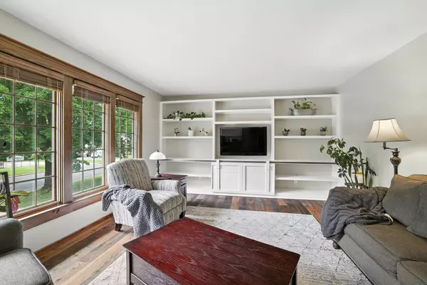 River Falls, WI 54022,816 Bartosh LN