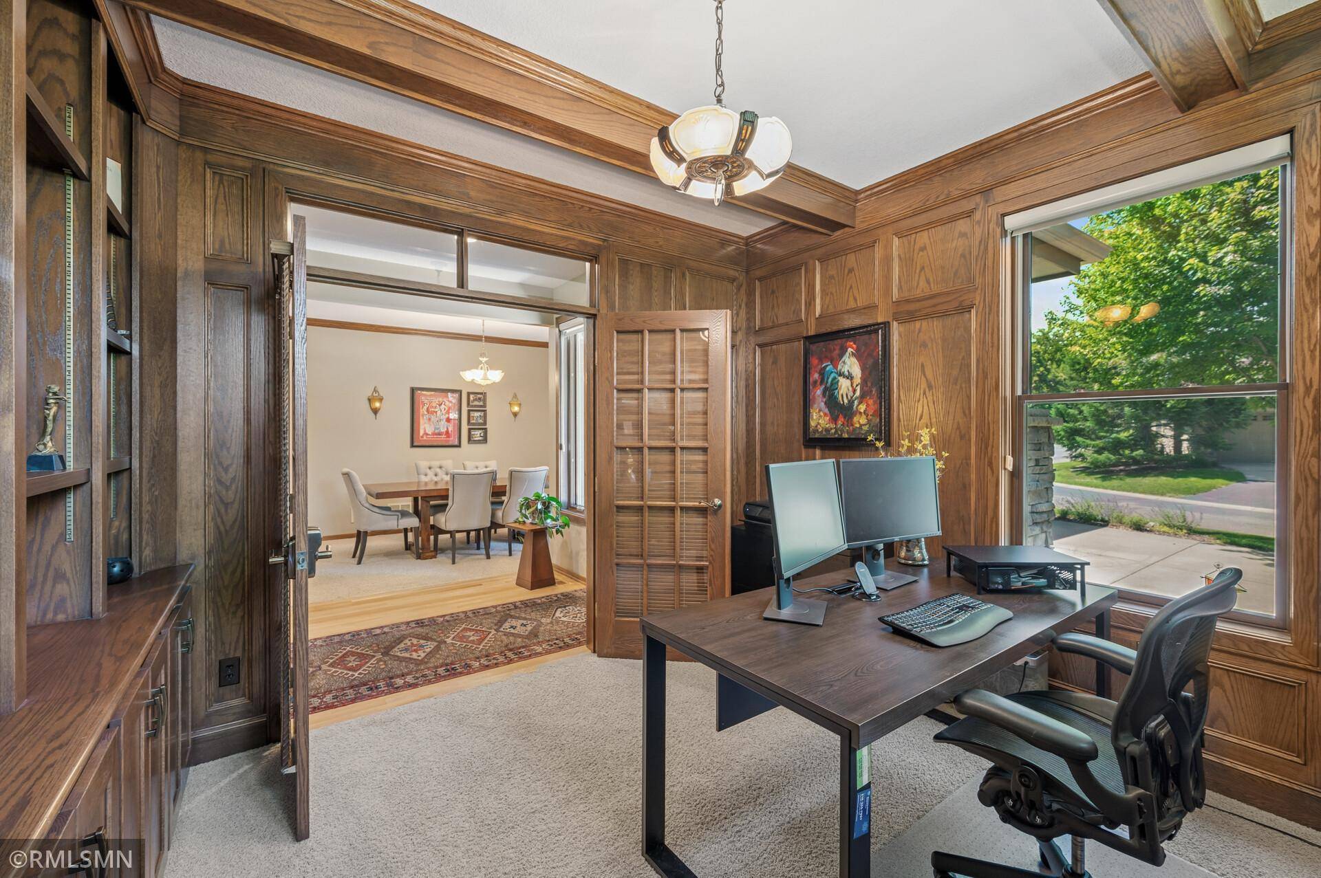 North Oaks, MN 55127,8 Larch LN