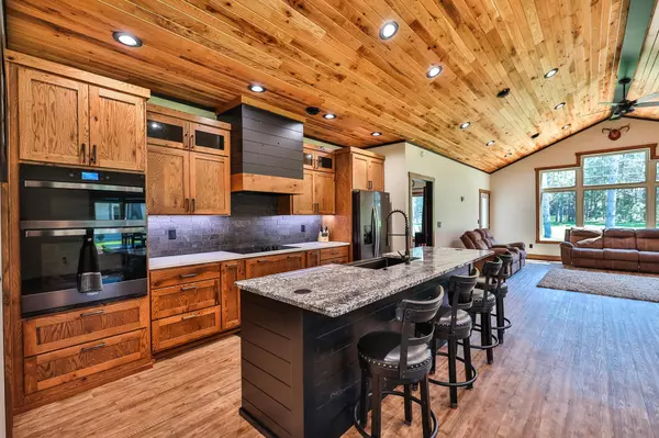 Menahga, MN 56464,12245 Blueberry LOOP