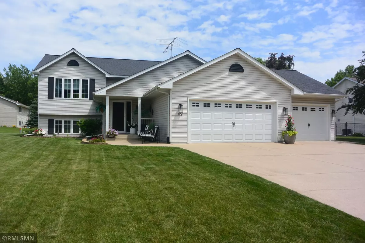 Glencoe, MN 55336,2106 Judd AVE N