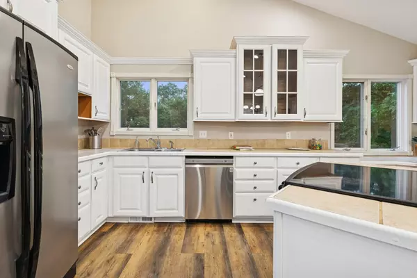 Prior Lake, MN 55372,4137 Eau Claire TRL NE