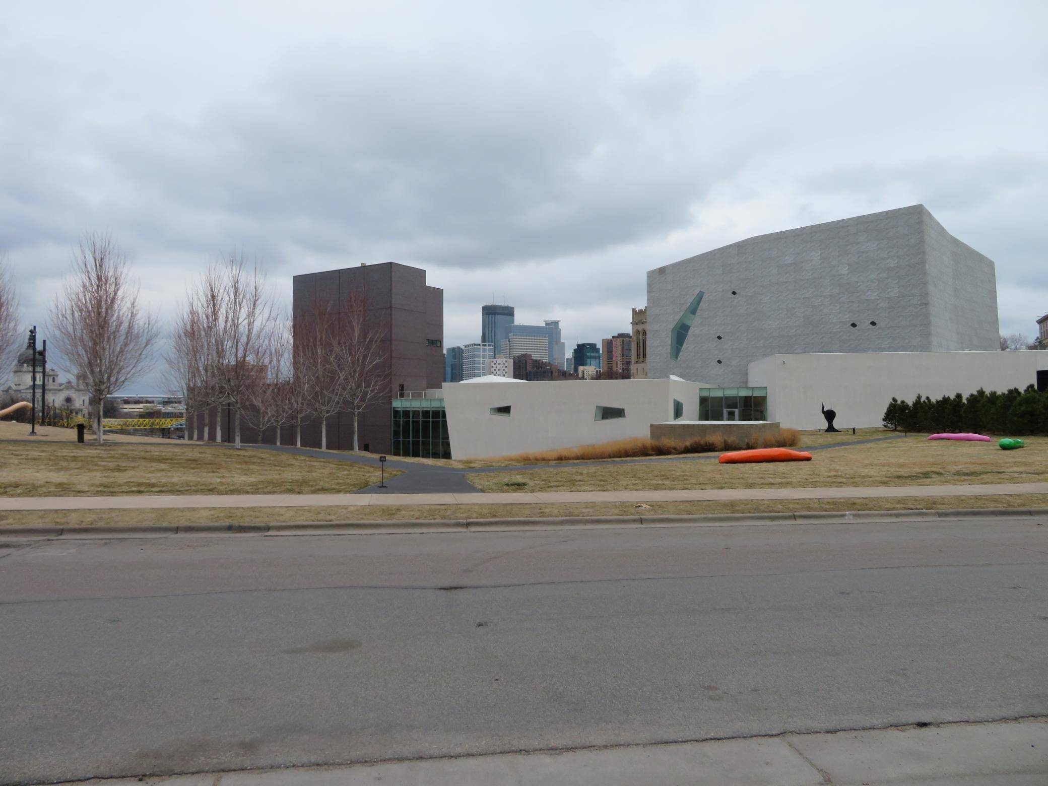 Minneapolis, MN 55403,900 Mount Curve AVE