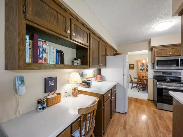 Burnsville, MN 55337,13602 Upton AVE S