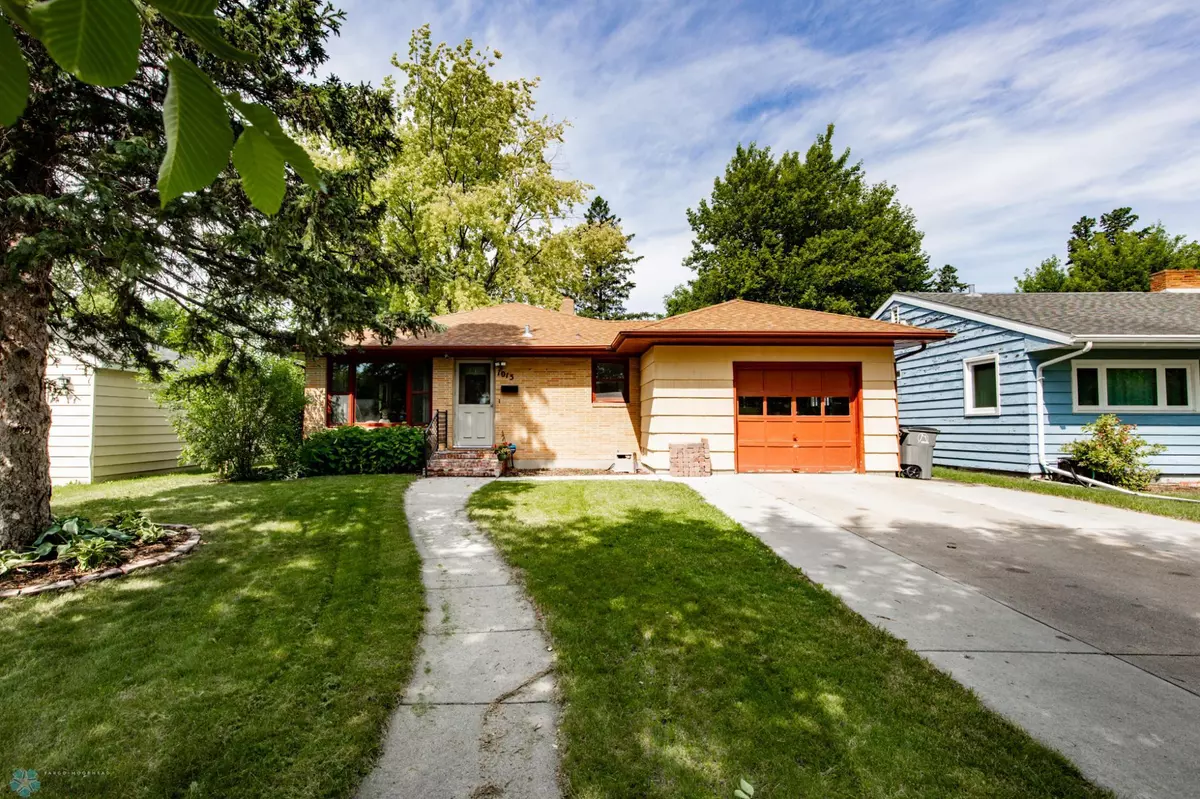 Moorhead, MN 56560,1015 14th ST S