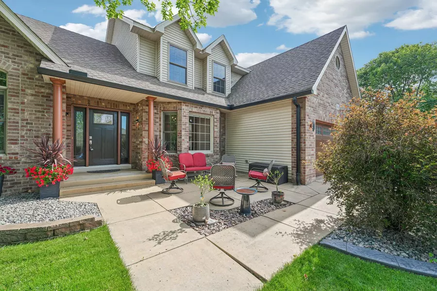 9243 Hillsboro WAY, Savage, MN 55378