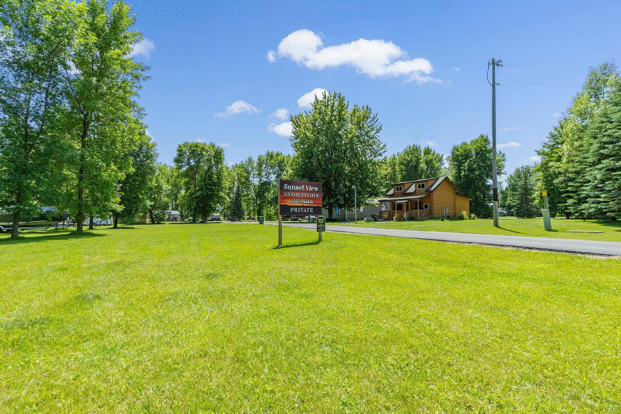 Osakis, MN 56360,21637 Finch LOOP