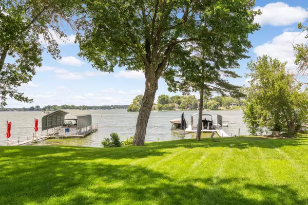 Spring Park, MN 55384,3890 Sunset DR