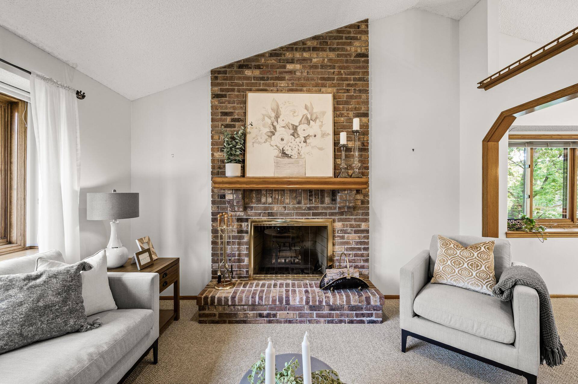 Arden Hills, MN 55112,1306 Wynridge DR