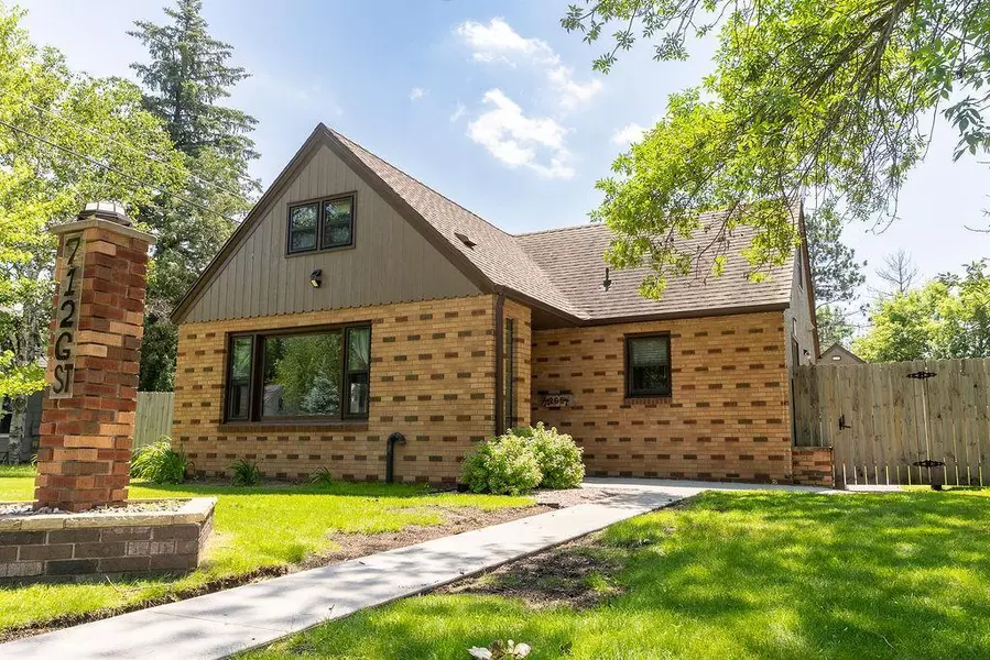 712 G ST NE, Brainerd, MN 56401