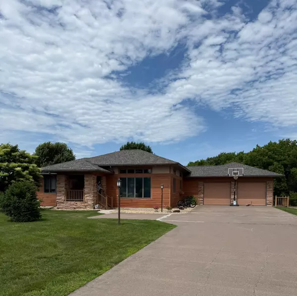 1905 Abby RD, Cumberland, WI 54829