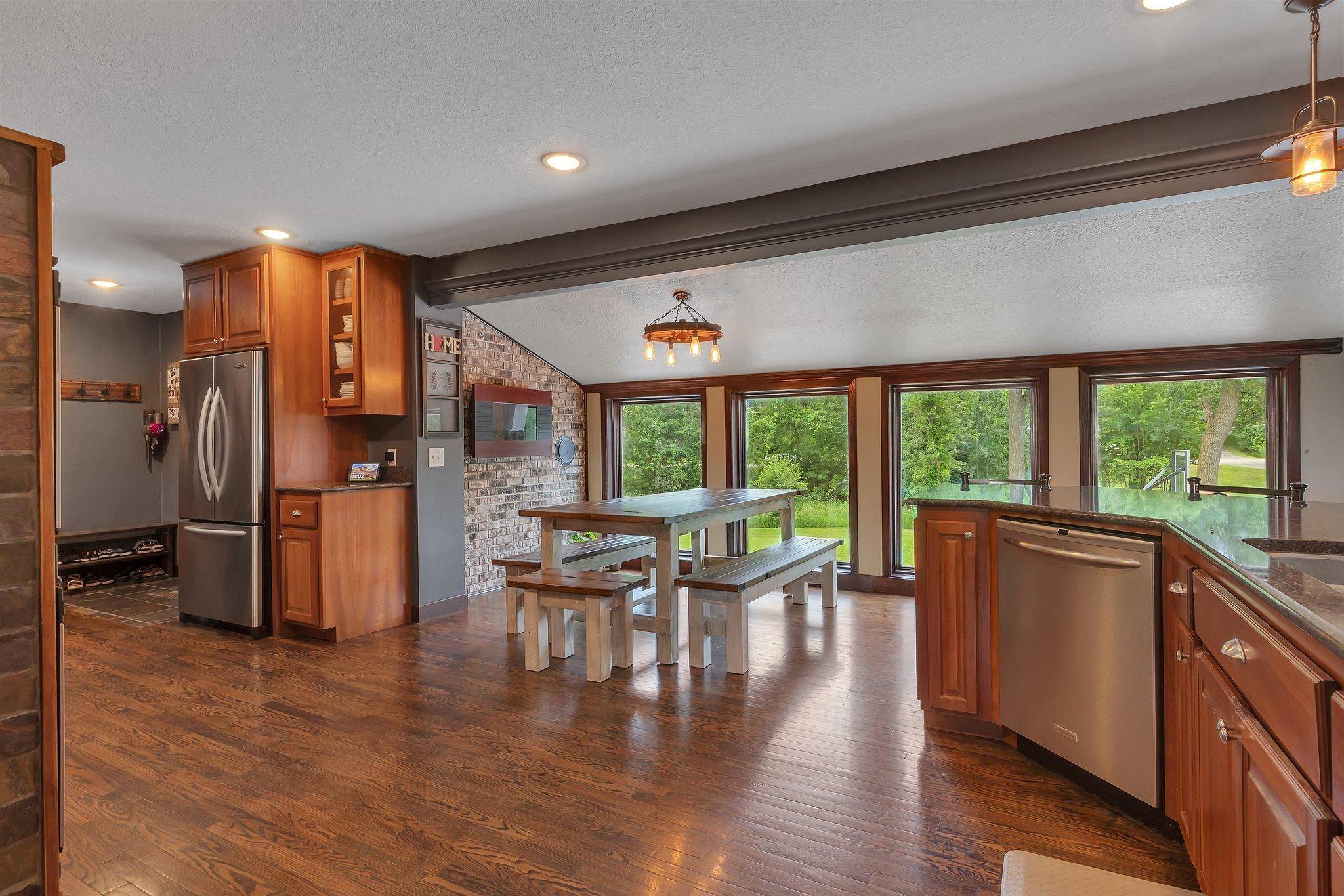 Saint Cloud, MN 56301,5894 County Road 136