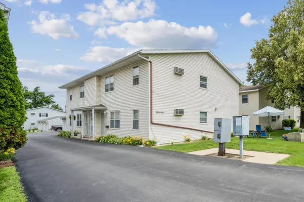 2227 3rd ST SW, Rochester, MN 55902