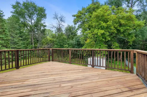 Plymouth, MN 55441,2530 Teakwood LN N