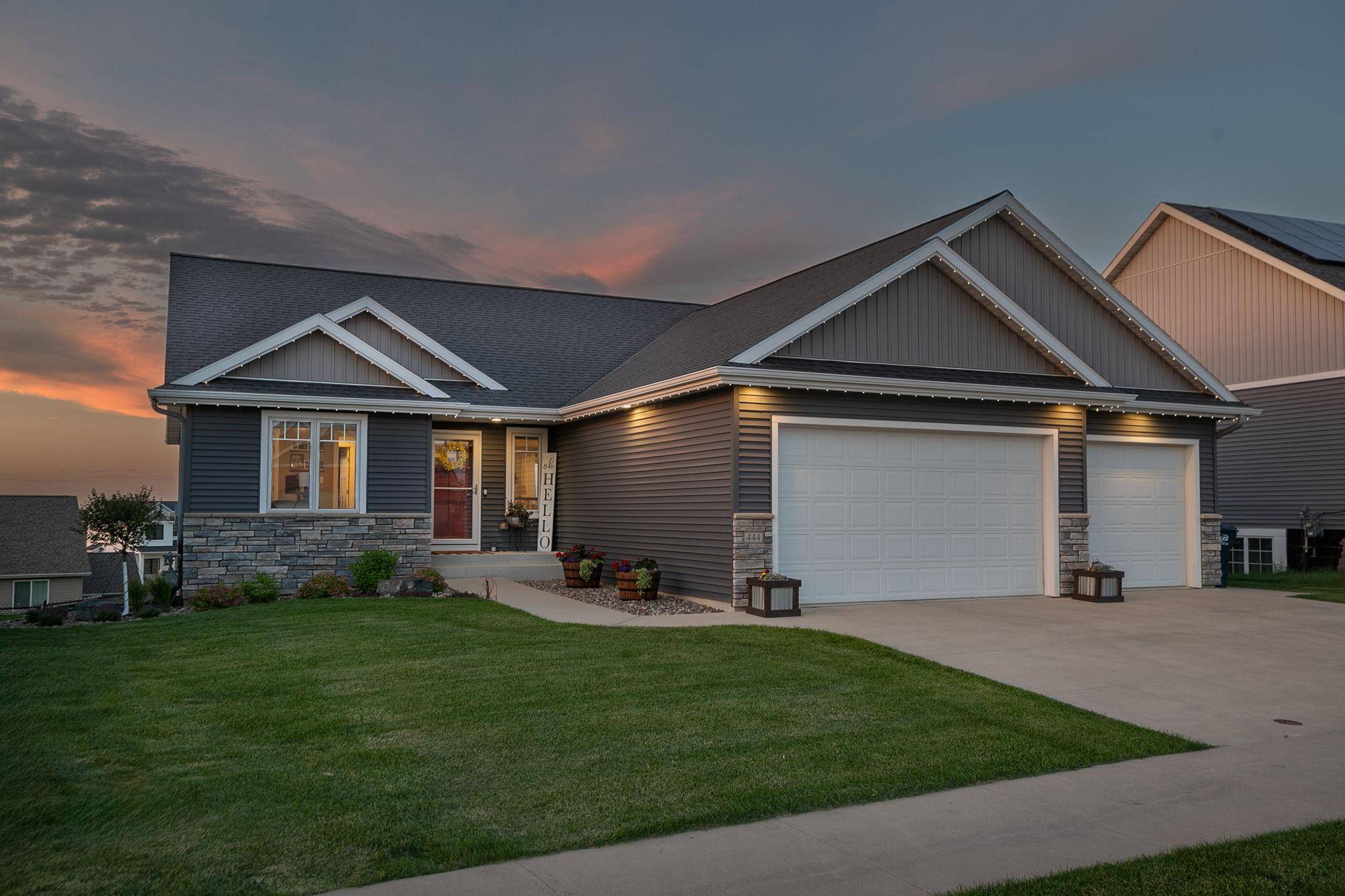 444 15th AVE NE, Byron, MN 55920