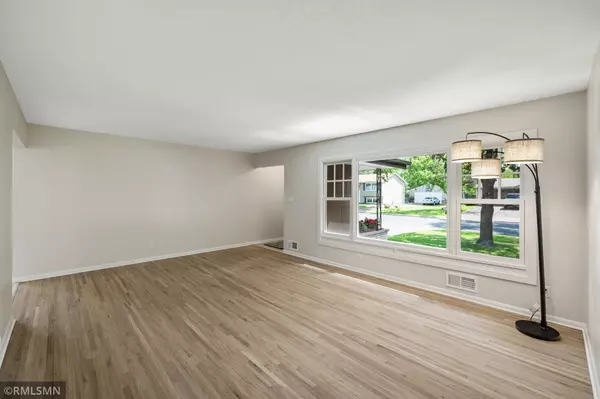 White Bear Lake, MN 55110,4733 Sharon LN