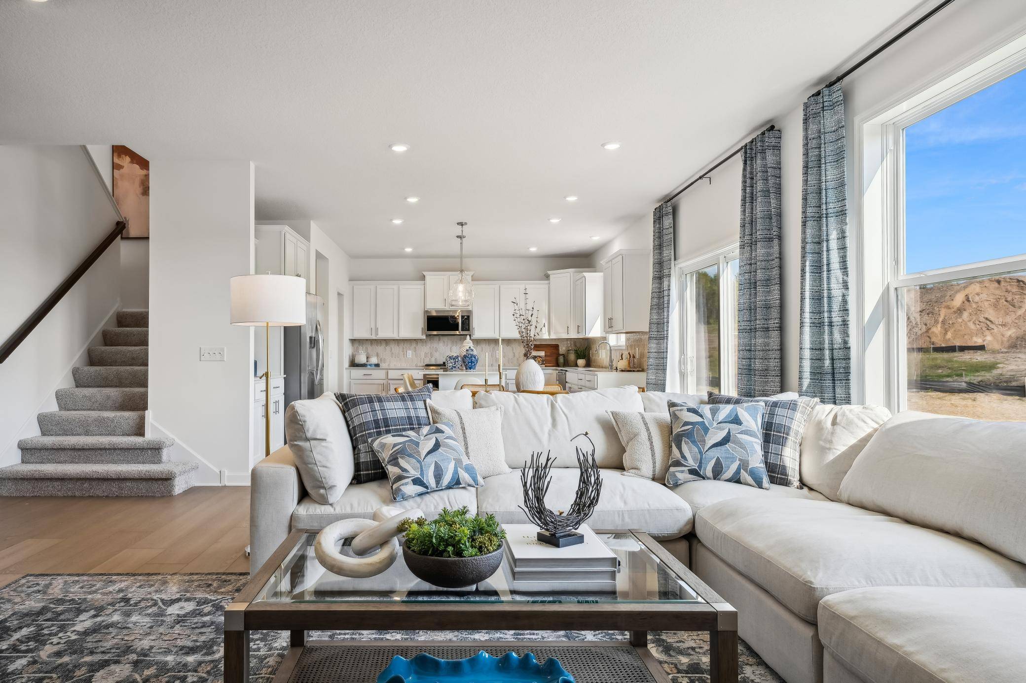 Lakeville, MN 55044,20366 Gadget CIR
