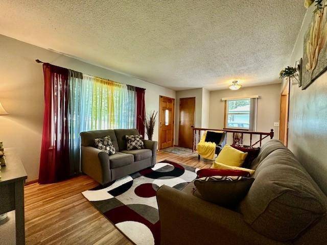Coon Rapids, MN 55448,11610 Larch ST NW
