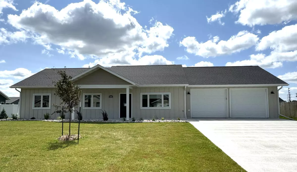 Warroad, MN 56763,506 Lincoln ST SE