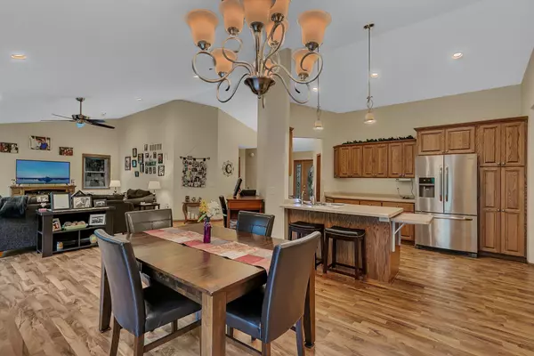 Litchfield, MN 55355,662 Cottonwood AVE