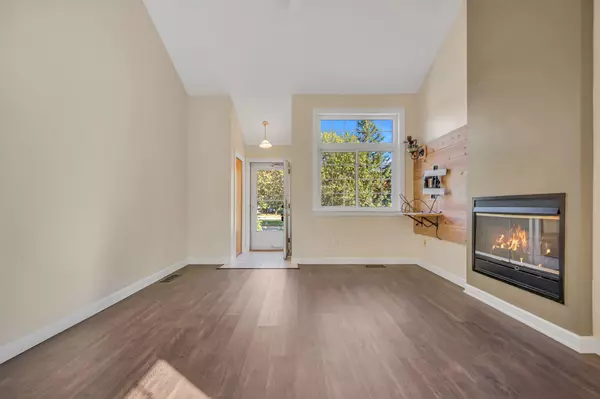 Shoreview, MN 55126,780 County Road F W #61